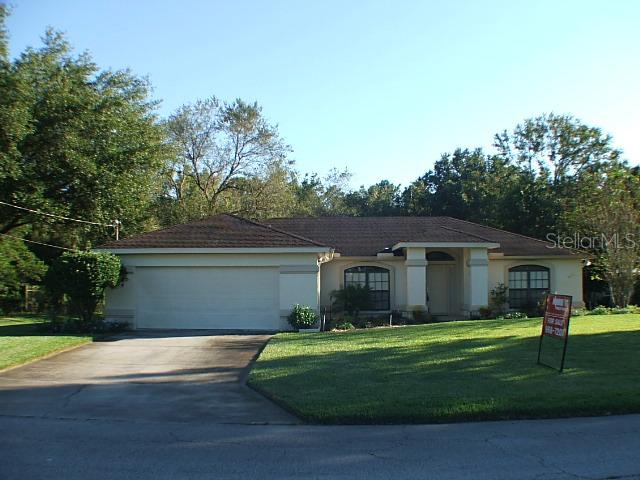 116 Lake Hobbs Rd., Lutz, FL 33548