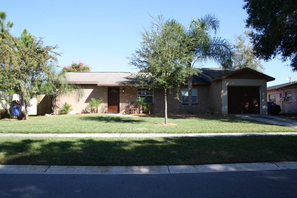 626 Barkfield St., Brandon, FL 33511