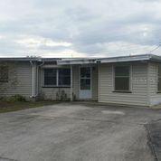 12037 105th St., Largo, FL 33773