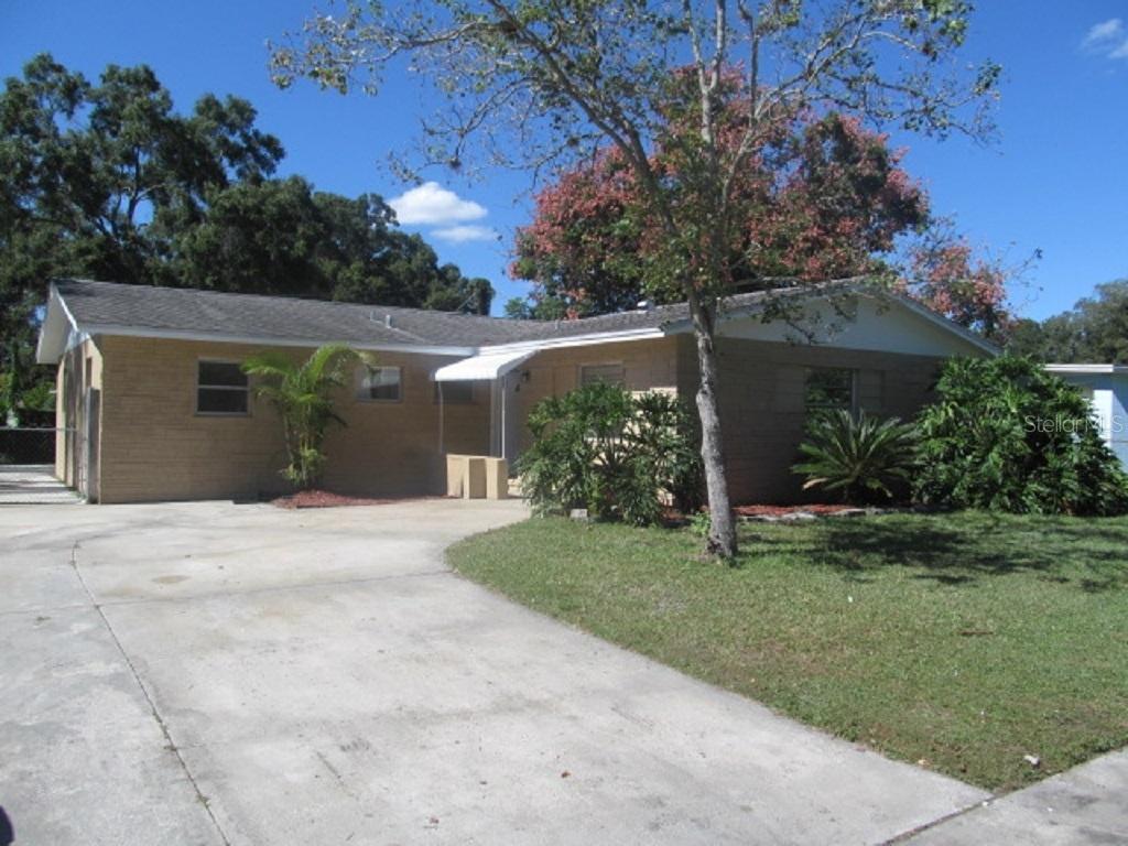 316 S Oakwood Ave., Brandon, FL 33511