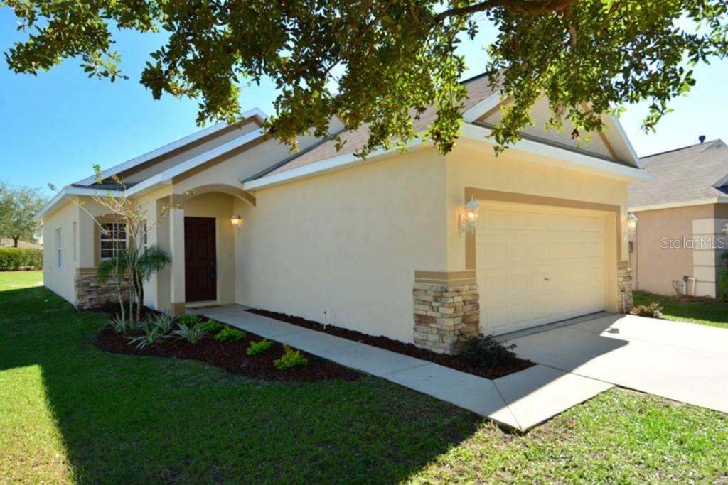 7563 Oxford Garden Cir., Apollo Beach, FL 33572