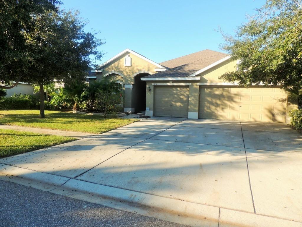 1830 Mira Lago Cir., Ruskin, FL 33570