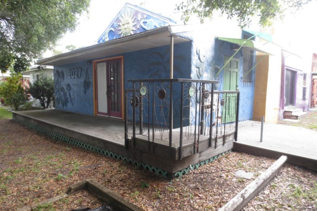 2027 16th St., St Petersburg, FL 33704