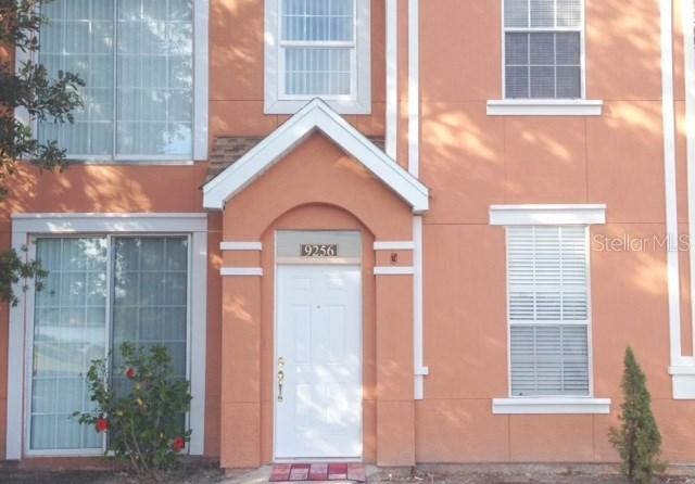 9256 Lake Chase Island Way, Tampa, FL 33626