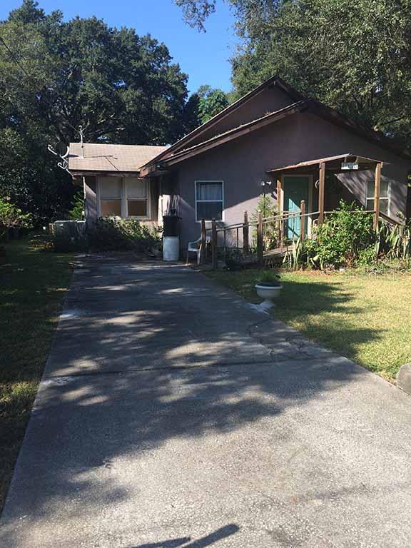 1055 Crestwood Dr., Winter Haven, FL 33881