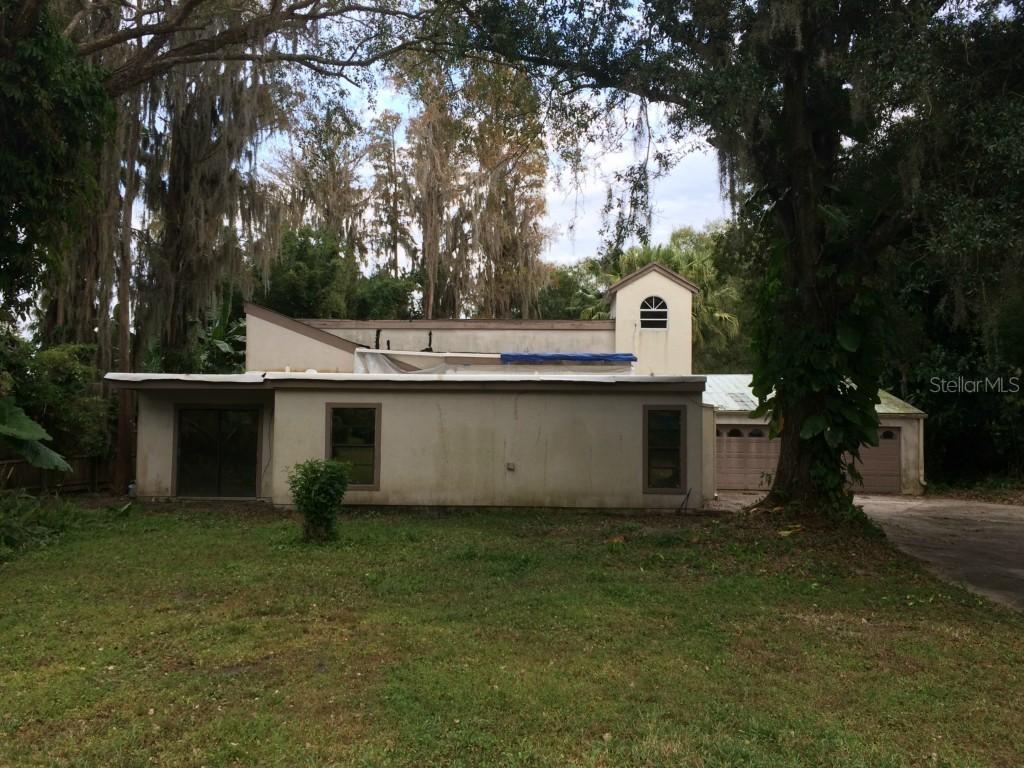 17009 Paula Ln., Lutz, FL 33558