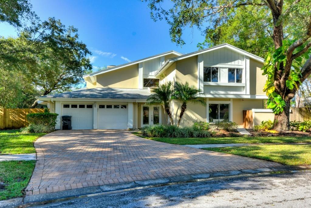 14808 Dartmoor Ln., Tampa, FL 33624
