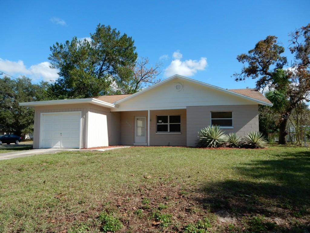 1215 W Camellia Dr., Brandon, FL 33510