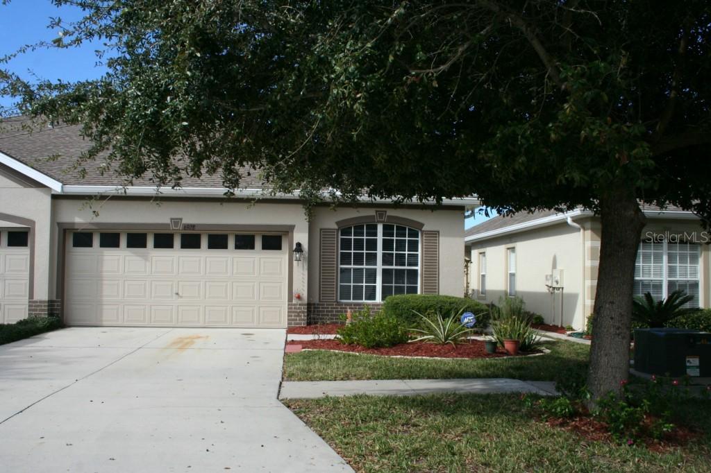 6928 Surrey Oak Dr., Apollo Beach, FL 33572