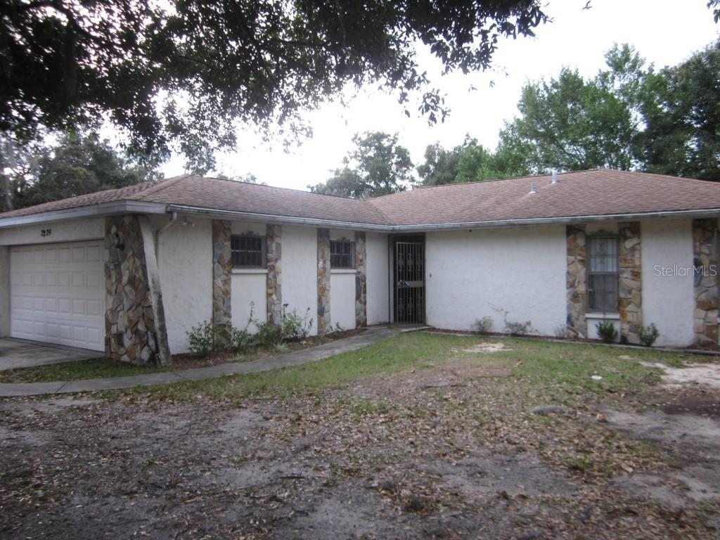 2224 S Kings Ave., Brandon, FL 33511