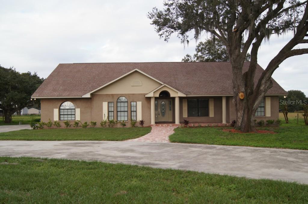 9541 Edison Rd., Lithia, FL 33547