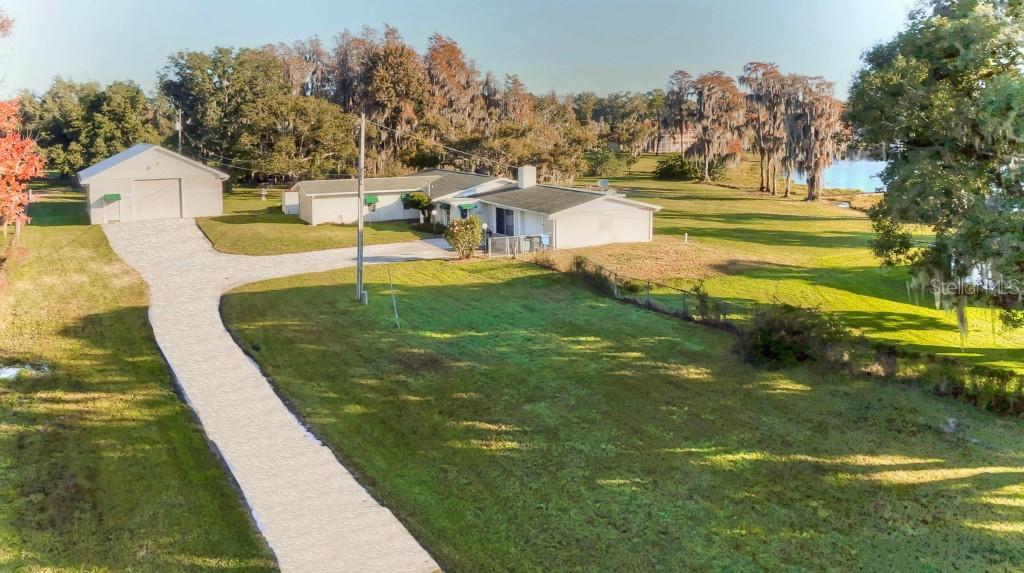 1807 Rebecca Rd., Lutz, FL 33548