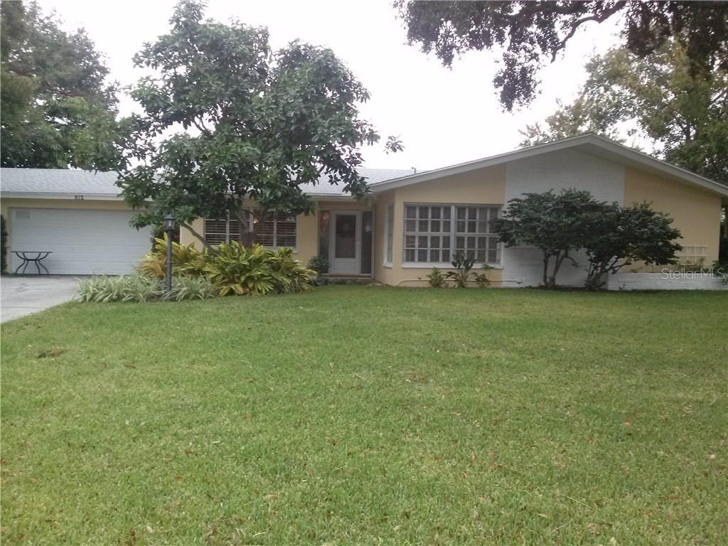 812 Jacaranda Dr., Largo, FL 33770