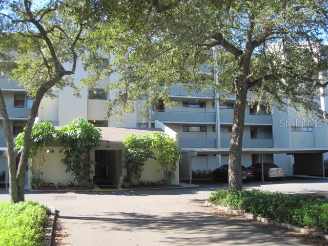 13626 Greenfield Dr. #307, Tampa, FL 33618