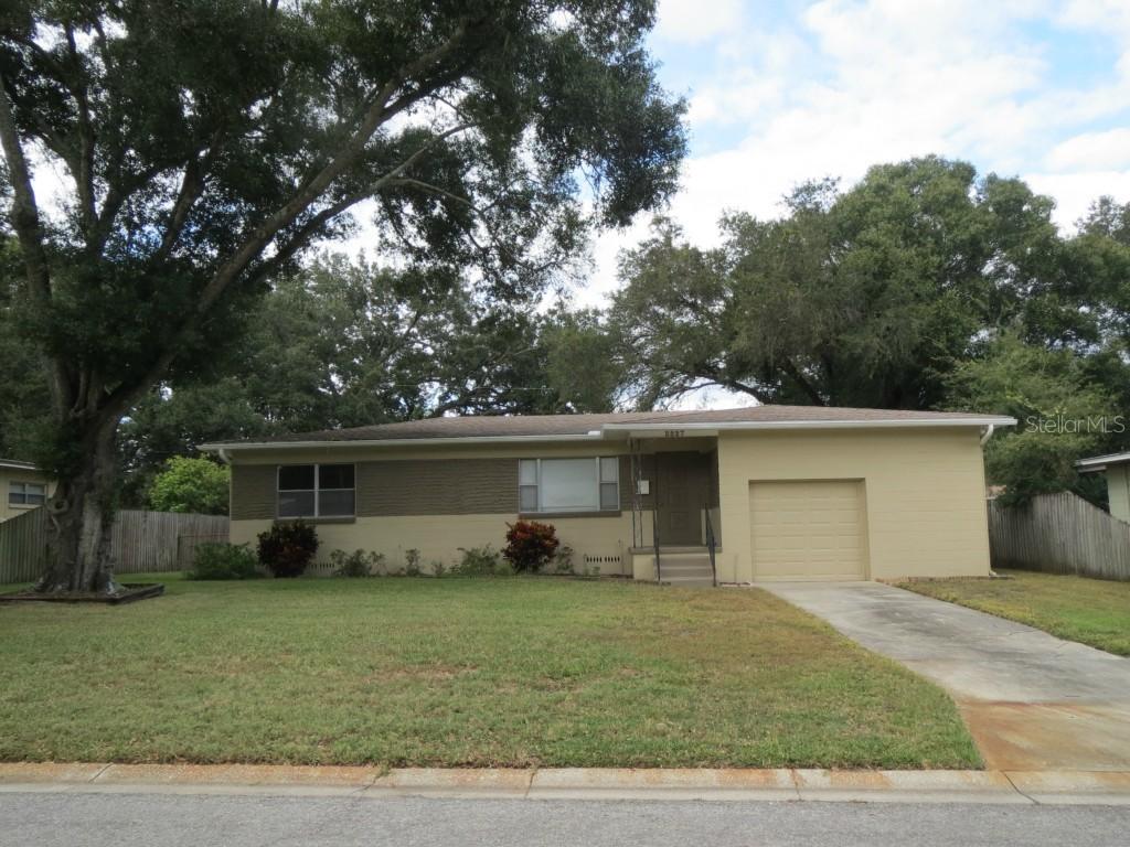 2527 W North St., Tampa, FL 33614
