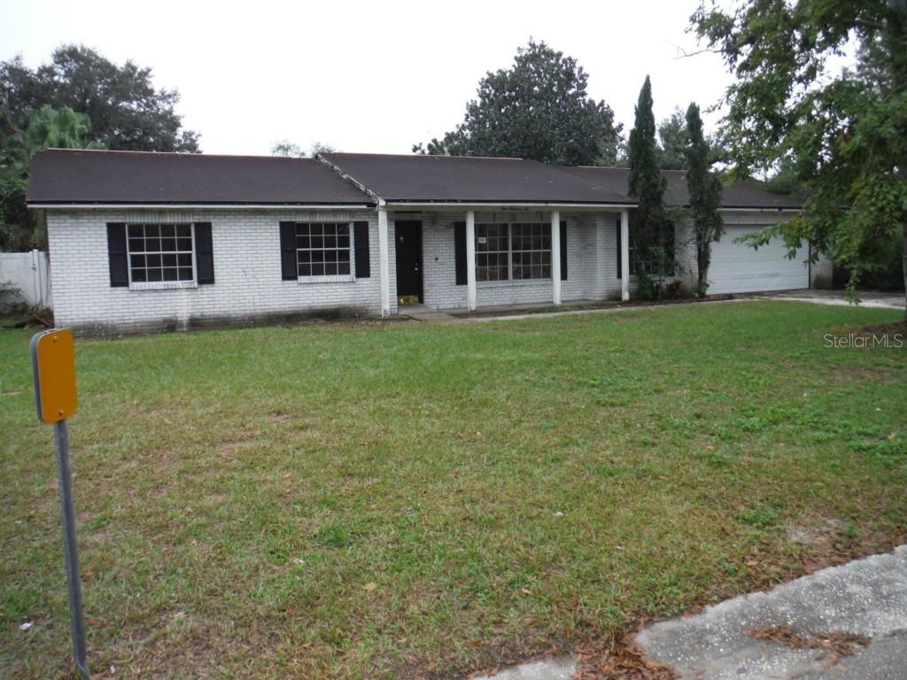 105 Jeffrey Dr., Brandon, FL 33511