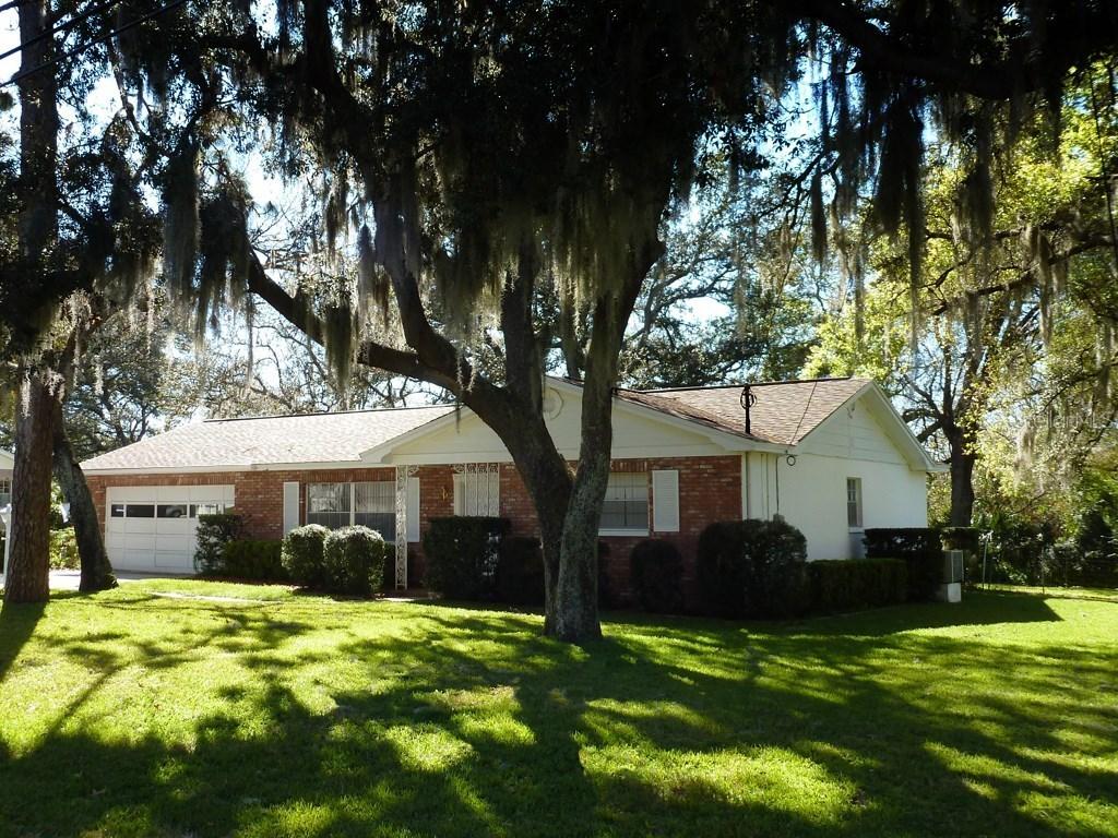 2704 Bellwood Dr., Brandon, FL 33511