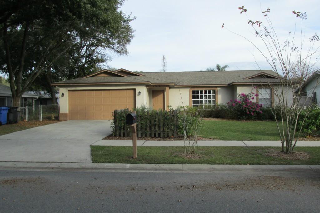 17815 Fallowfield Dr., Lutz, FL 33549