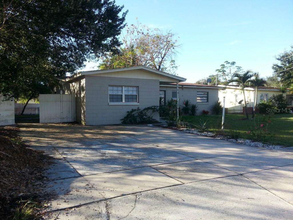 109 Melanie Ln., Brandon, FL 33510