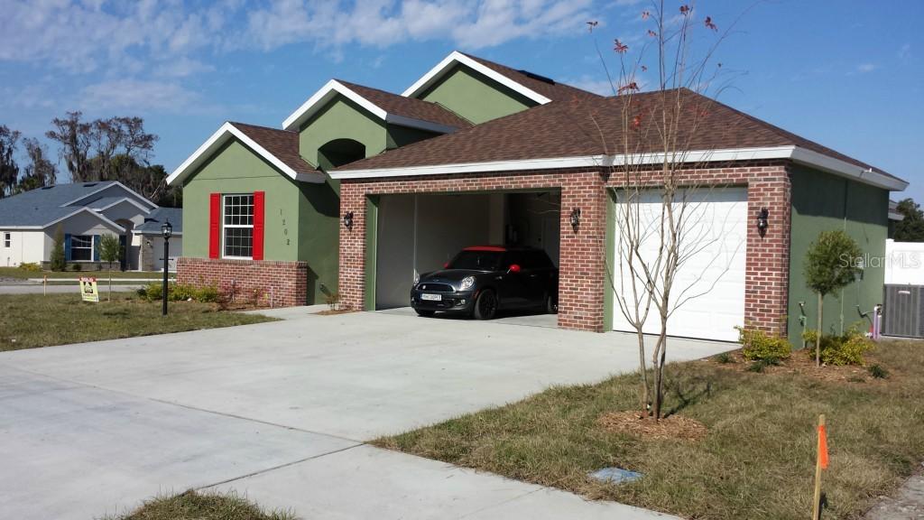 1202 Lavender Jewel Ct., Plant City, FL 33563