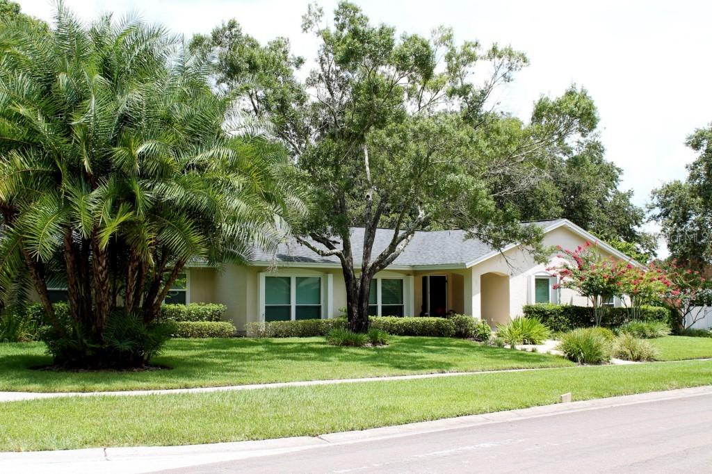 13302 Golf Crest Cir., Tampa, FL 33618