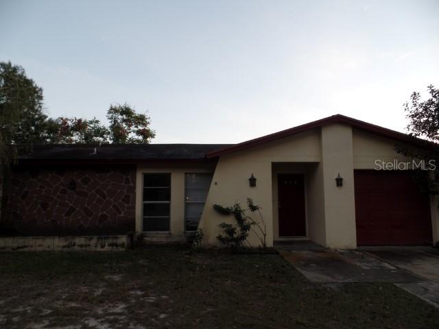 705 Falkirk Ave., Valrico, FL 33594