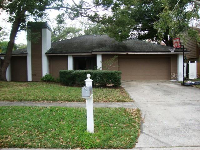 12104 Cypress Hollow Pl., Tampa, FL 33624