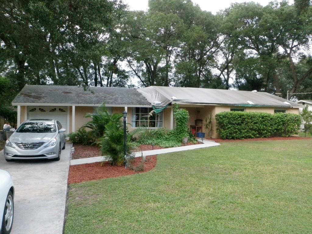 906 Homewood Dr., Brandon, FL 33511