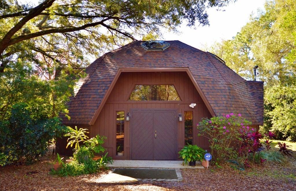 822 Crenshaw Lake Rd., Lutz, FL 33548