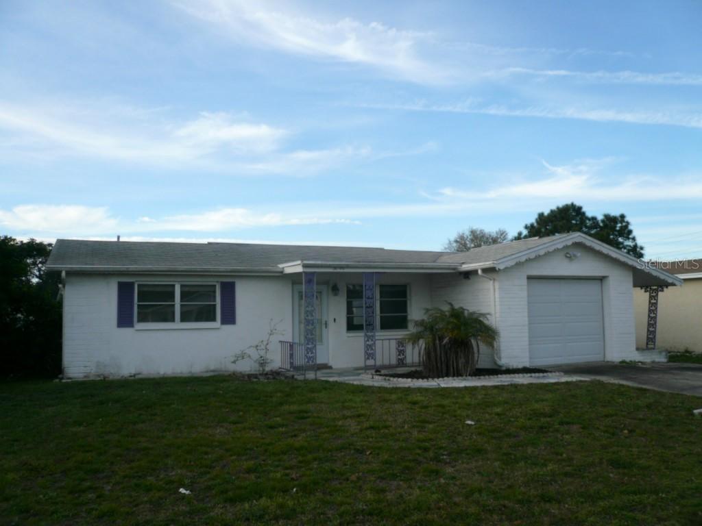 3040 Salisbury Dr., Holiday, FL 34691