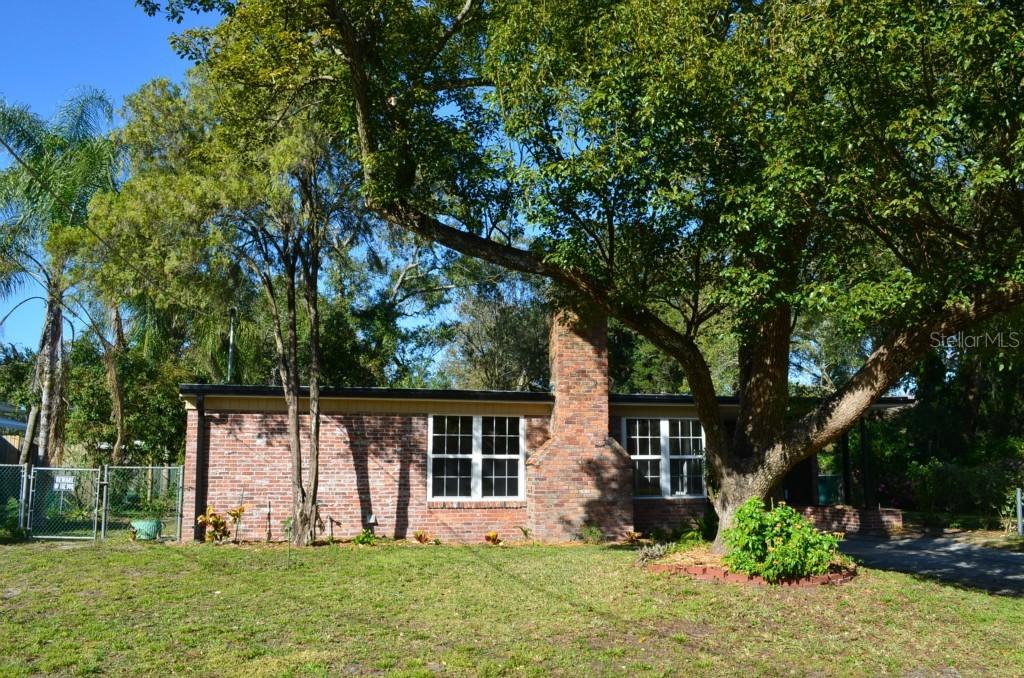 208 Mission Hills Ave., Temple Terrace, FL 33617