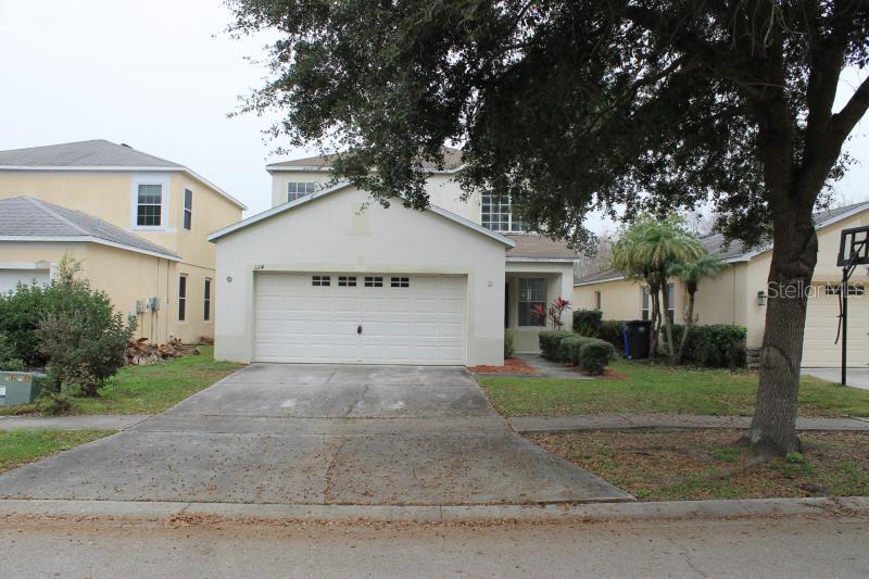 1114 Lake Shore Ranch Dr., Seffner, FL 33584