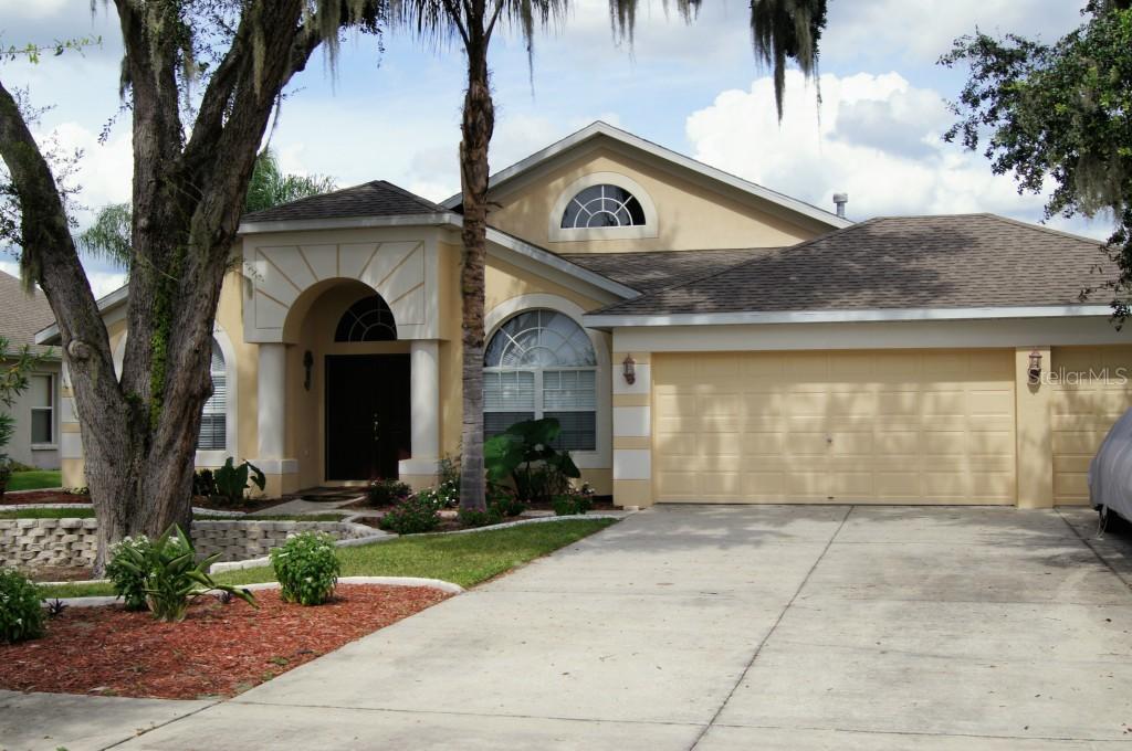 216 Rosana Dr., Brandon, FL 33511