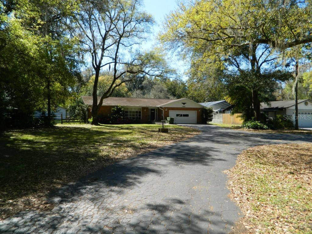 17910 Pepper Tree Ln., Lutz, FL 33548