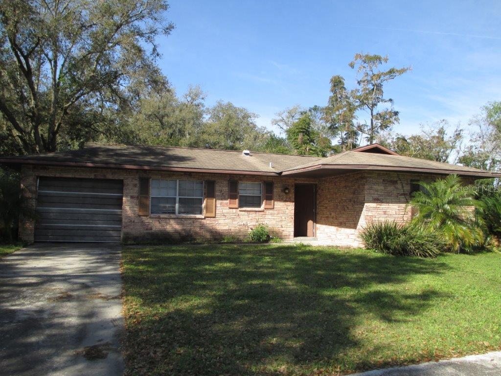 5225 Presidential St., Seffner, FL 33584