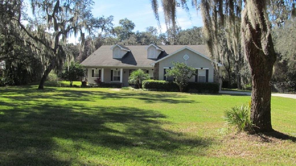 3502 Mcintosh Oaks Ct., Dover, FL 33527