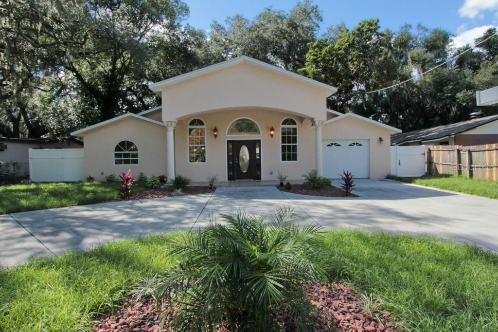 16208 Highland Ave., Lutz, FL 33548