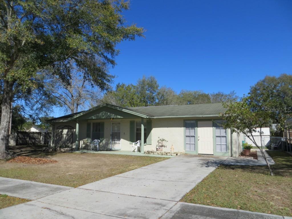 808 Falkirk Ave., Valrico, FL 33594