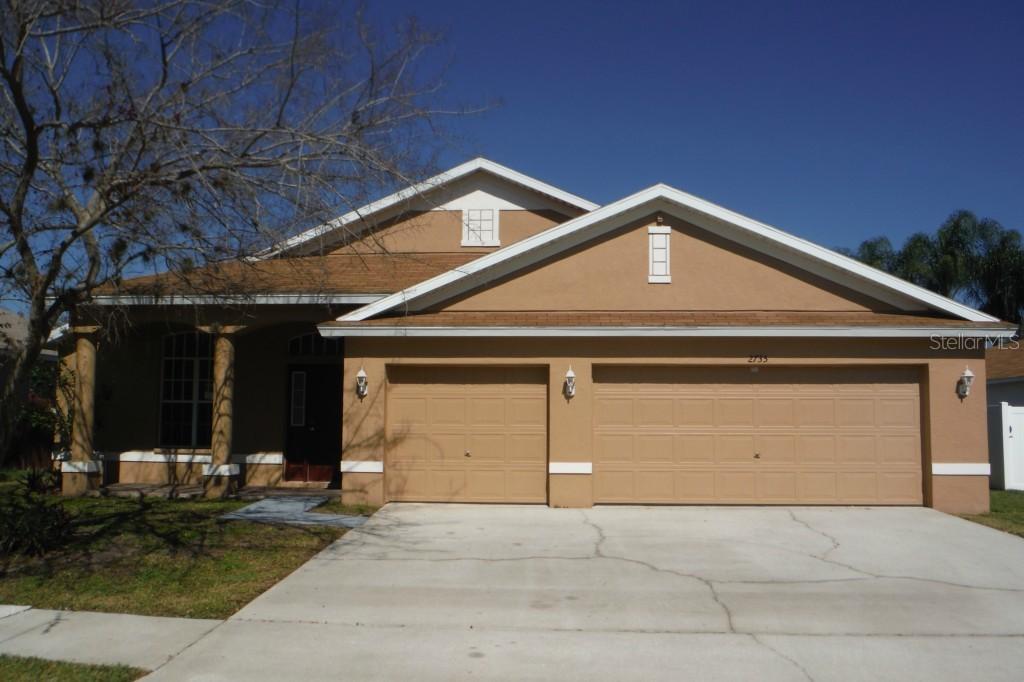 2735 Valencia Grove Dr., Valrico, FL 33596