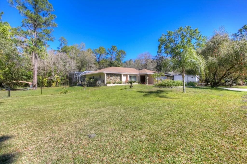 2533 Victarra County Road, Lutz, FL 33559