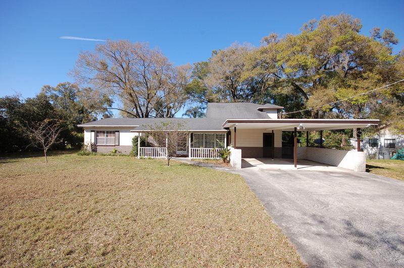 5622 Kenny Dr., Tampa, FL 33617