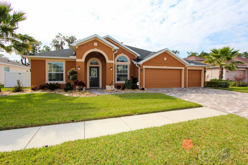 11708 Newberry Grove Loop, Riverview, FL 33579