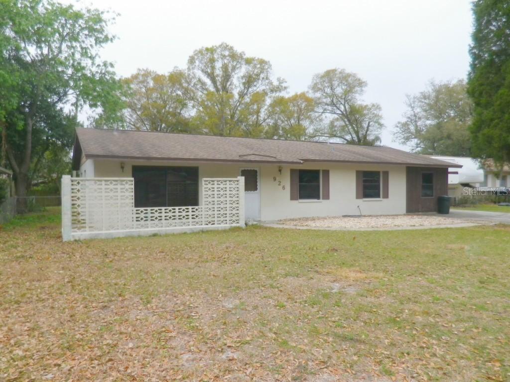 926 Alpine Dr., Brandon, FL 33510