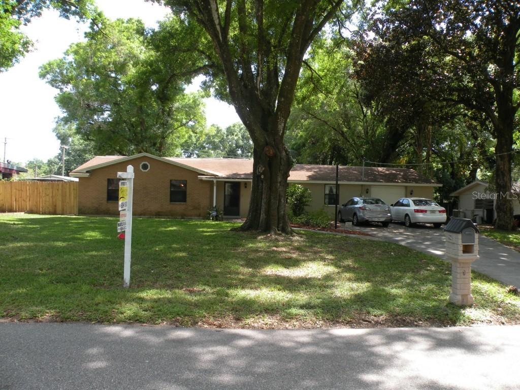 704 Camellia Ct., Seffner, FL 33584