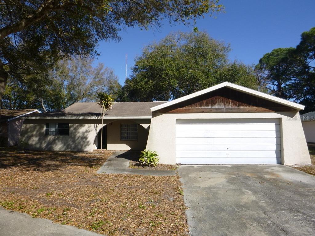 8221 Jennifer Ln., Seminole, FL 33777