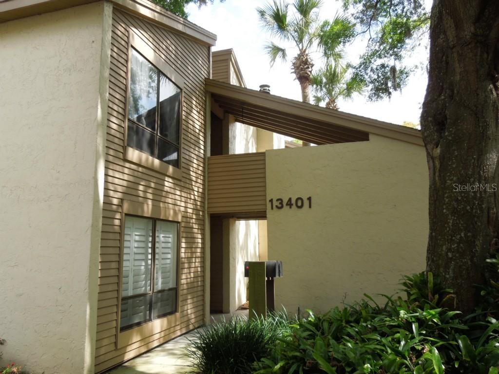 13401 Pine Lake Way #201, Tampa, FL 33618