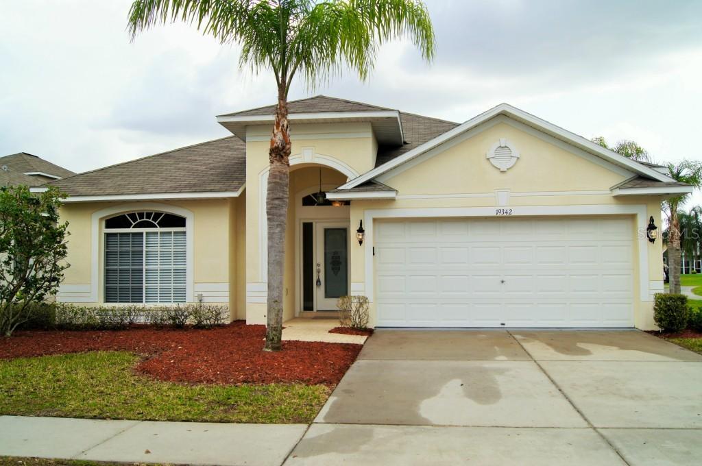19342 Sandy Springs Cir., Lutz, FL 33558
