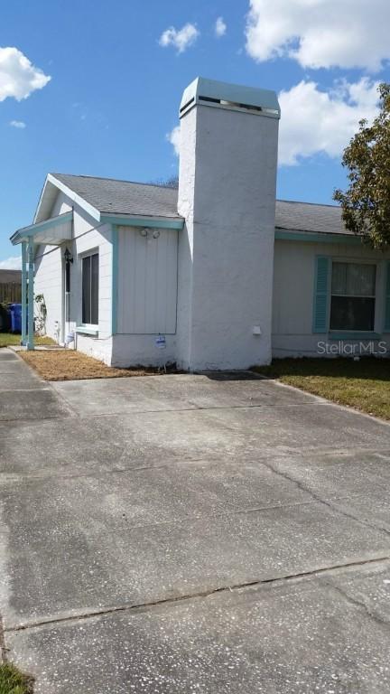 1236 Mohrlake Dr., Brandon, FL 33511