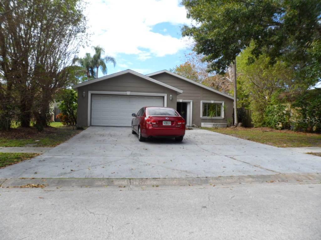 12245 68th St., Largo, FL 33773
