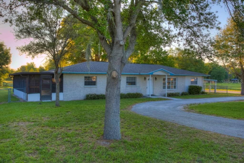 17020 Livingston Ave., Lutz, FL 33559